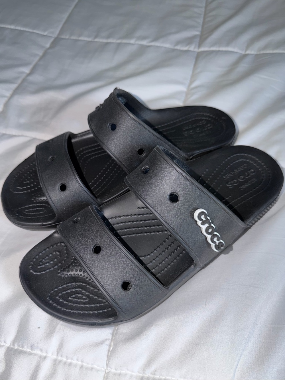 CROCS Classic Baya Sandal - Black Women 11/ Men 9